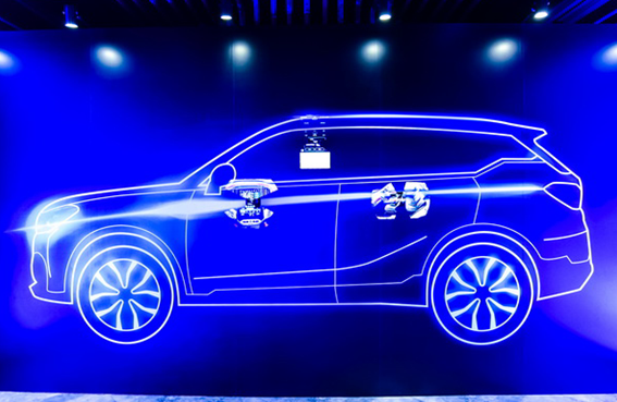 人類汽車智能未來(lái)什么樣？華晨中華V6顛覆未來(lái)智領(lǐng)i時(shí)代